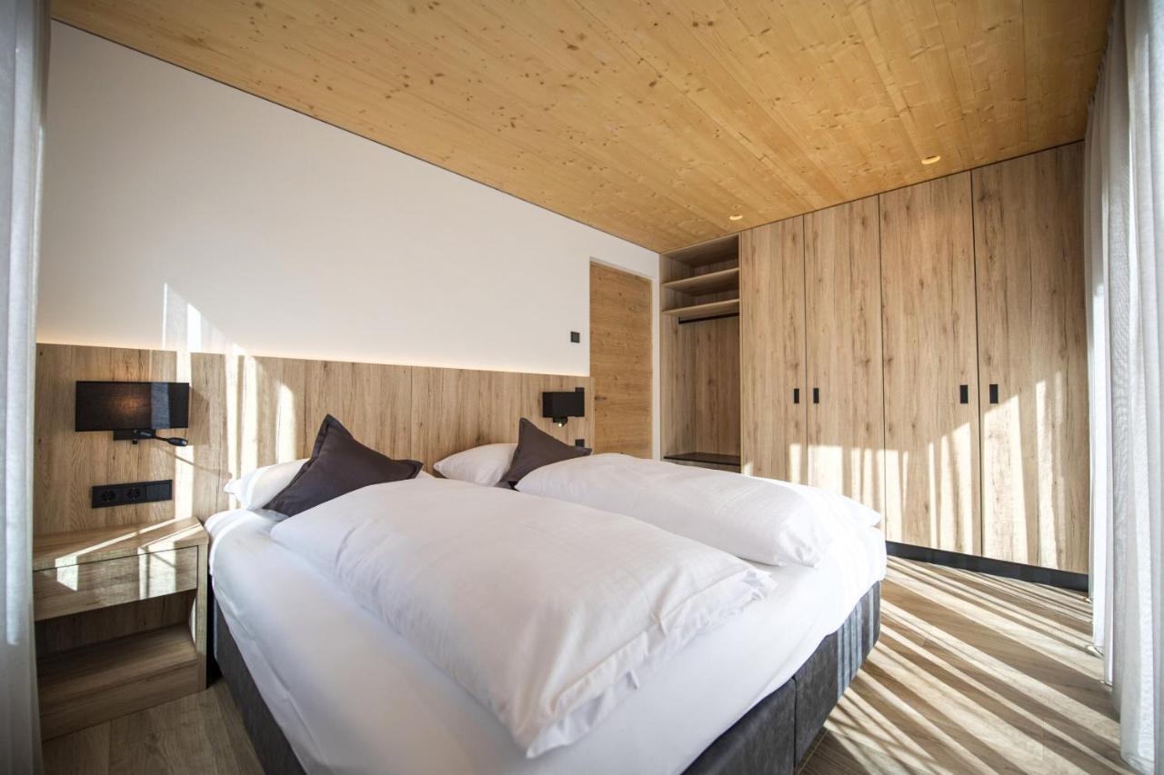 Apartments Dami โอติเซ ภายนอก รูปภาพ