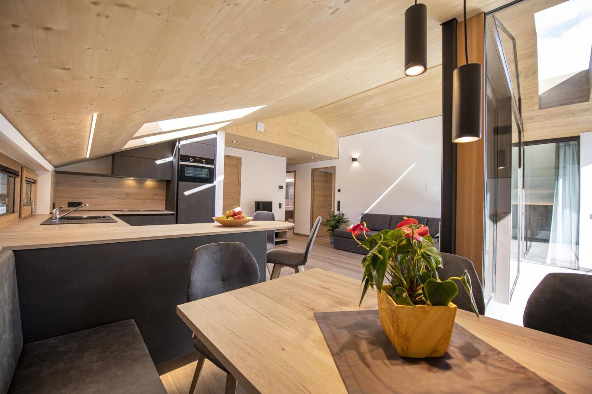 Apartments Dami โอติเซ ภายนอก รูปภาพ